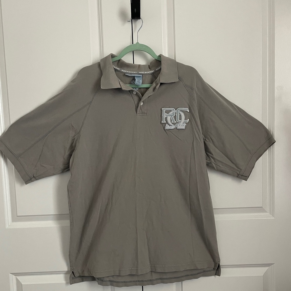 Roca Wear Gray Polo Shirt with Embroidered Chest Design size XL - Picture 5 of 6